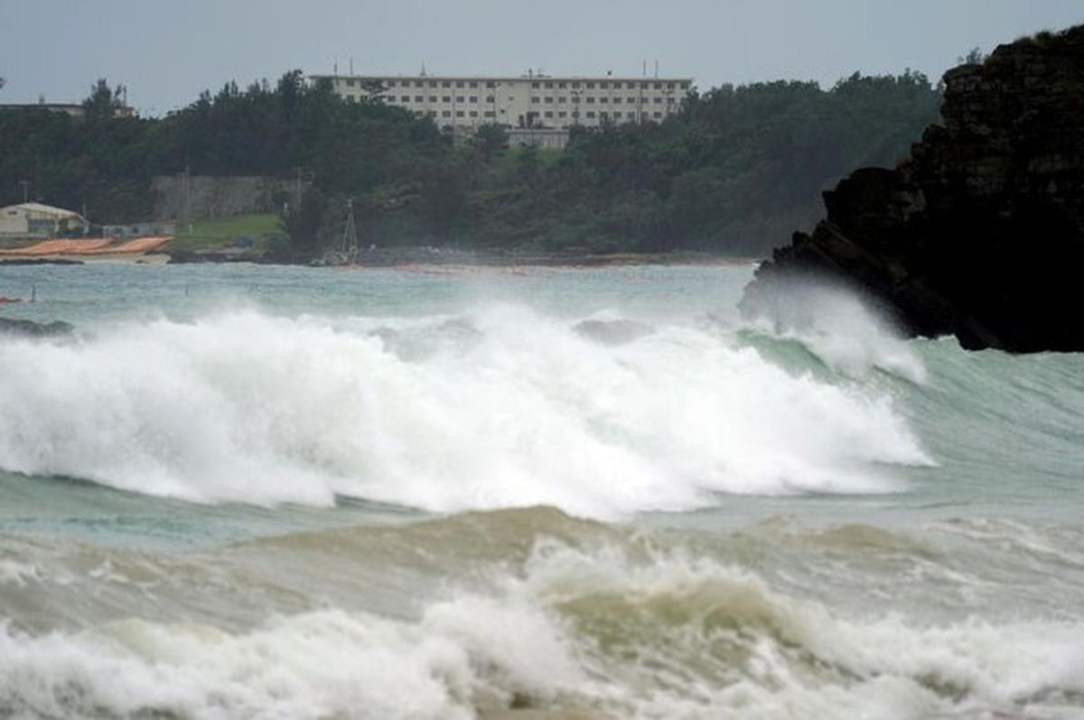 طوفان "چانتو" به غرب ژاپن نزدیک می‌شود
