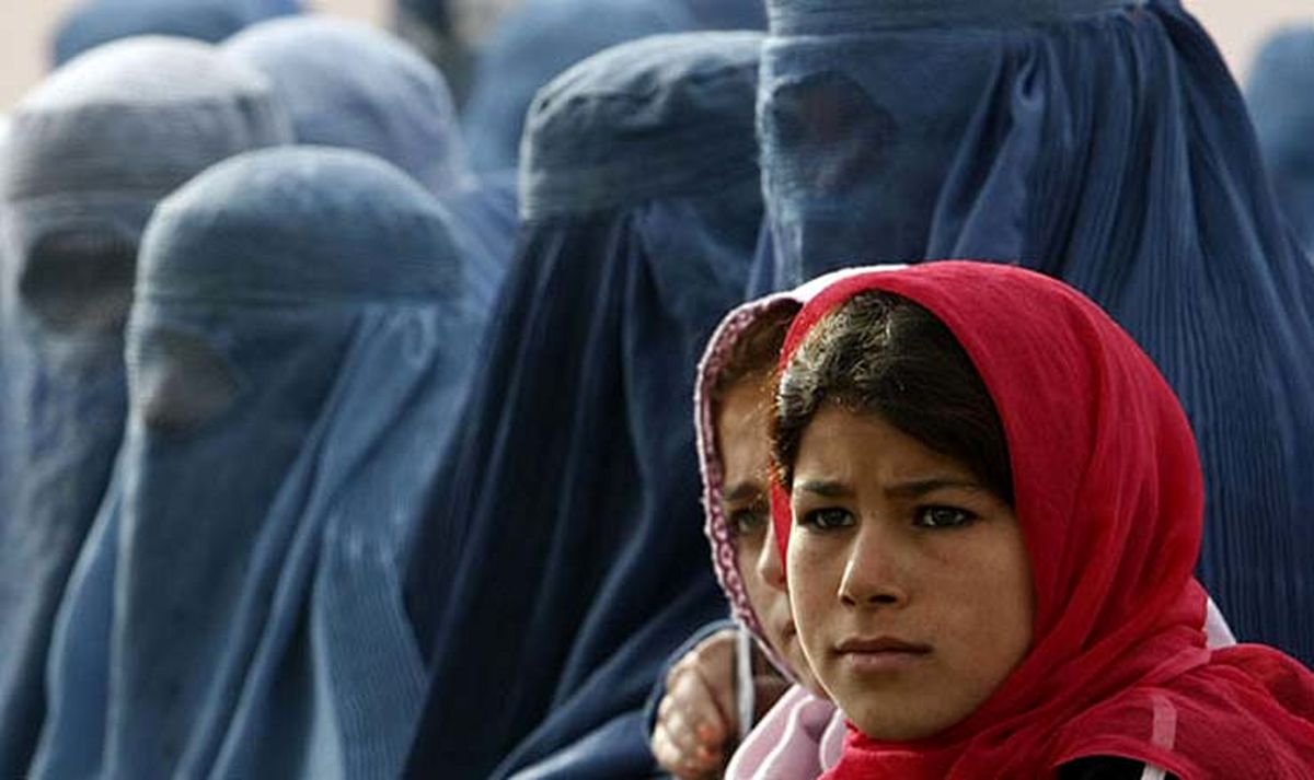بچه پوشی؛ رسمی برای نجات دختران از محدودیت ها