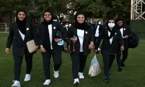 مجوز این پوشش را به زنان فوتبالیست نداده بودیم/ باید مانتو، شلوار و مقنعه بپوشند
