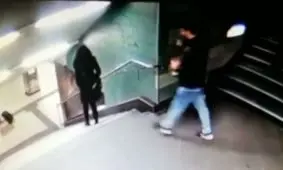 پلیس آلمان به دنبال ضارب بی رحم دختر محجبه+ فیلم