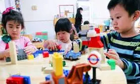 قرنطینه کردن کودکان در چین/ ویدئو