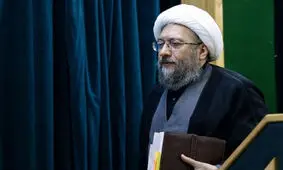 کیهان: آملی لاریجانی بدخواهان را سنگ روی یخ کرد