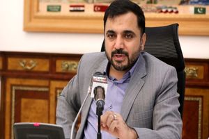 وزیر ارتباطات: اگر مردم همراهی کنند گوشی ایرانی توان رقابت با نمونه خارجی را دارد