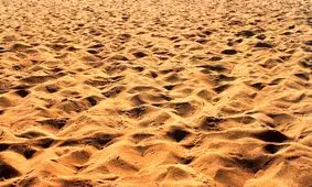 جوشیدن عجیب خاک در روستای هلیله/ ویدئو