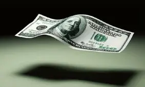 چه کسی قیمت دلار را بالا برد؟ / پای دولتی‌ها در میان است!