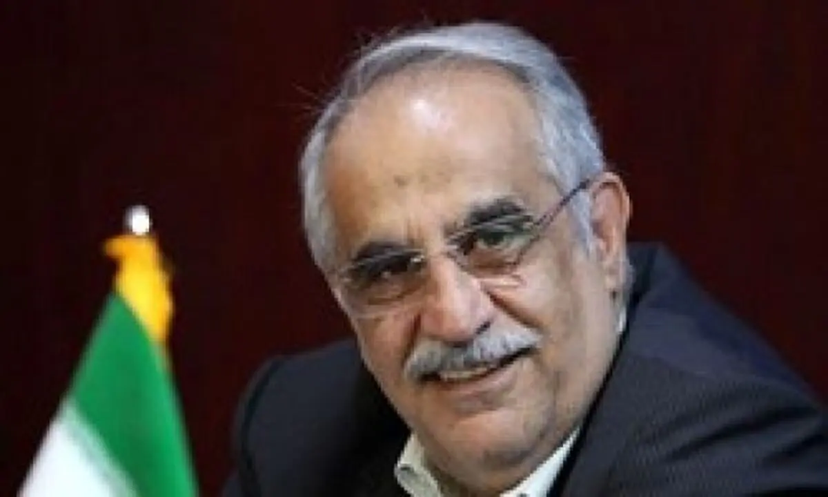 وزیر امور اقتصاد و دارایی:از کاهش سود بانکی حمایت می‌کنیم