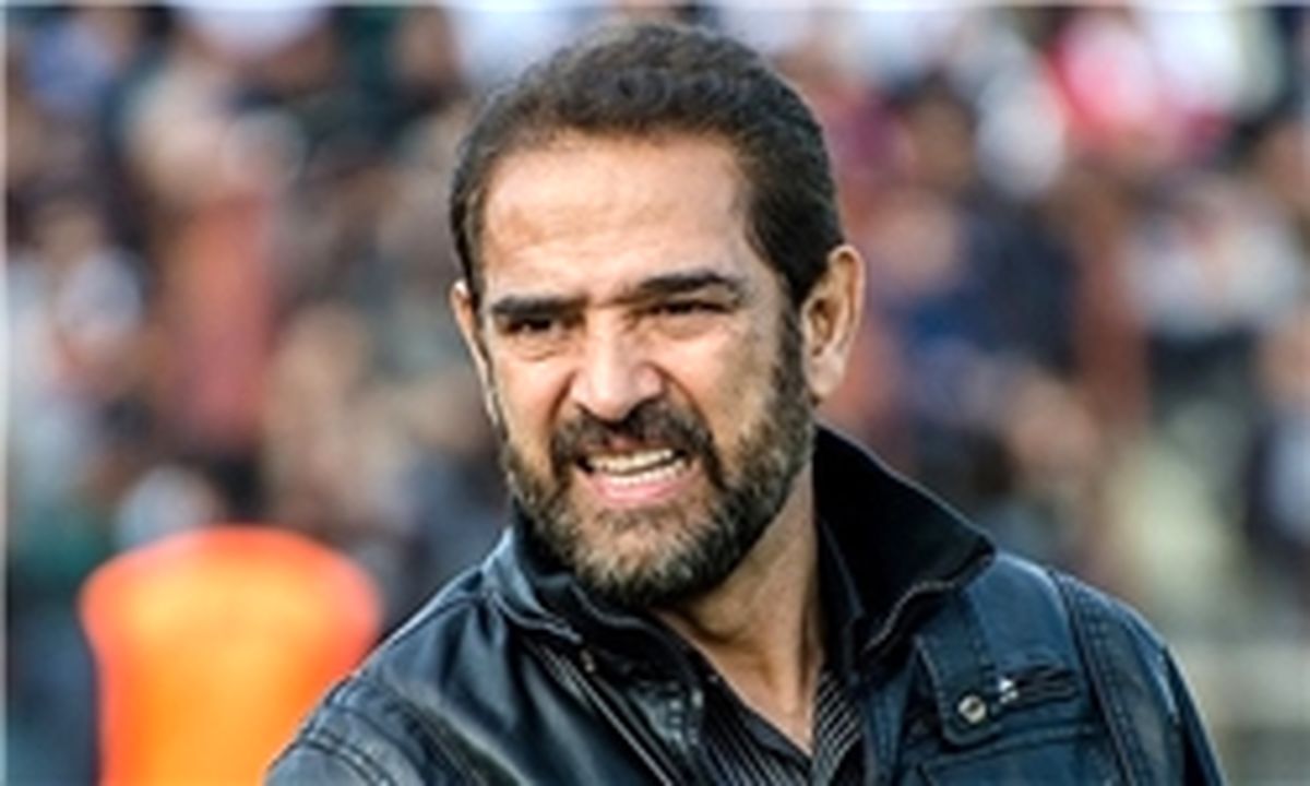 فیروز کریمی: دیگر سرمربی اکسین نیستم