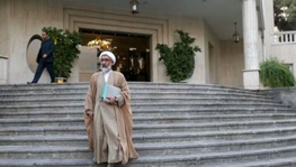 پورمحمدی: پرونده قضایی احمدینژاد باید جدیتر پیگیری شود