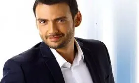 امیرعلی دانائی در گفت وگو با خبرفوری:هیچ ایرادی ندارد که هنرمندان، از چهره و فیزیک خودشان در کارهای تبلیغاتی استفاد کنند