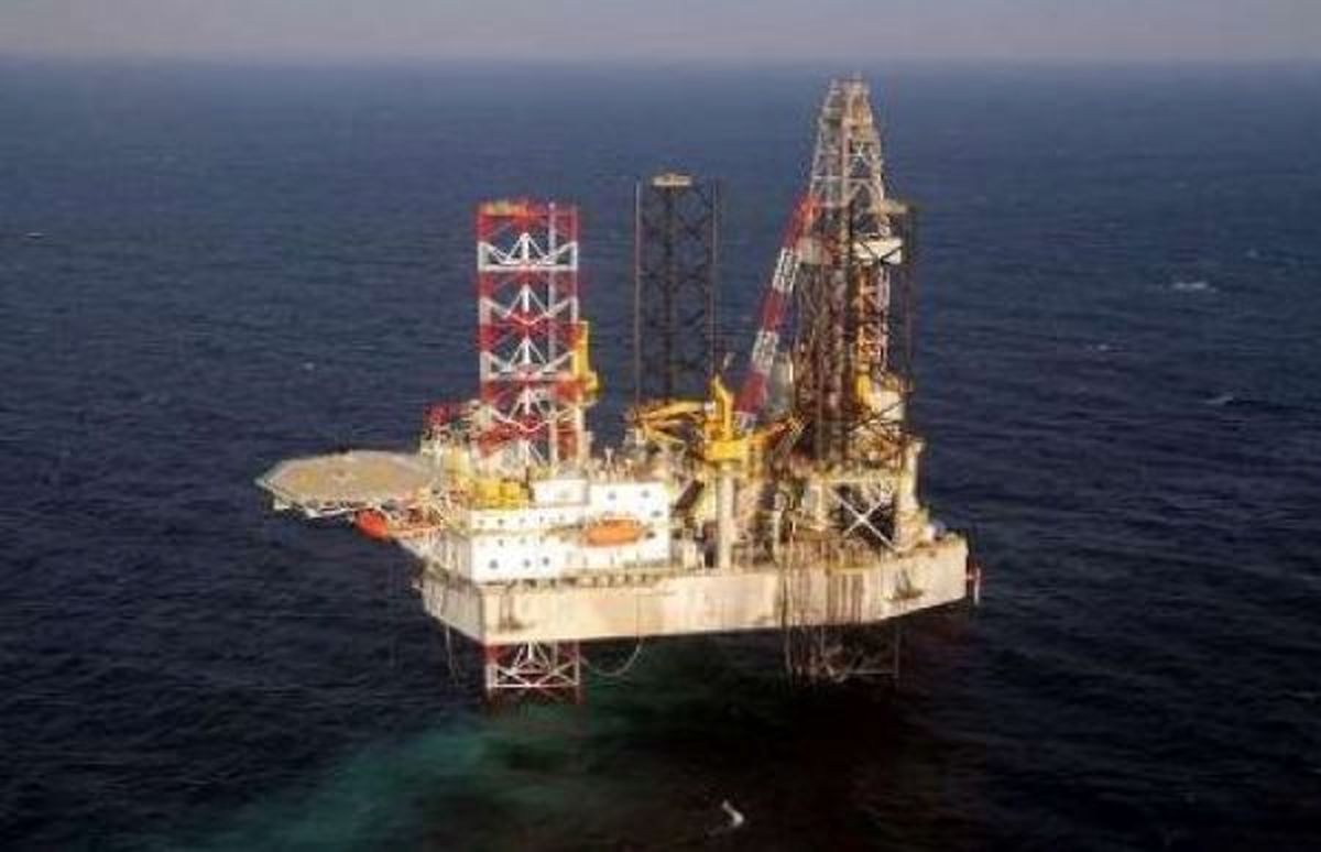 ایران قیمت نفت سبک خود برای آسیا را ۴۸ سنت افزایش داد