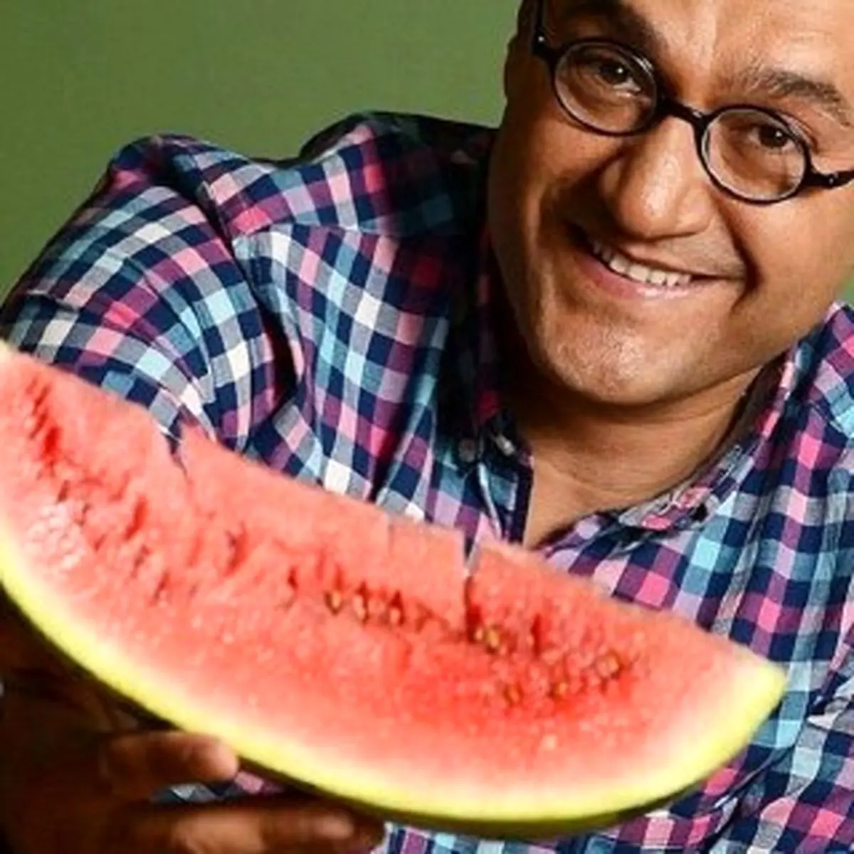 خندوانه شب یلدا میهمان خانه ها می شود