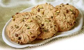 طرز تهیه قرابیه؛ شیرینی مجلسی و گران قیمت تبریزی