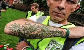 پسران و دختران جوان همه پلنگ شده‌اند