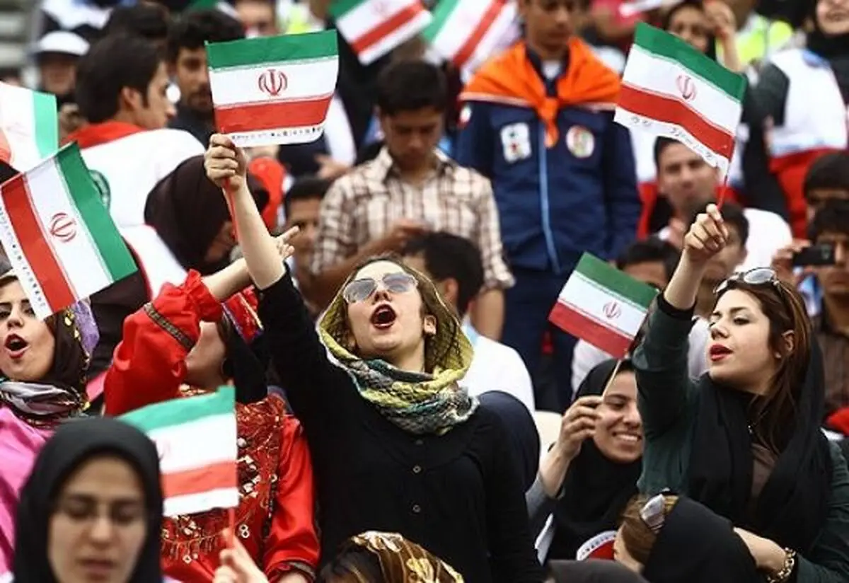 نظر بدهید / موافق حضور زنان در ورزشگاه ها هستید یا مخالف