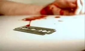 چرا "خون بازی" در بین دانش آموزان شایع شده است؟