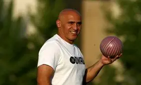 منصوریان تا بازی با ذوب آهن ابقا شد