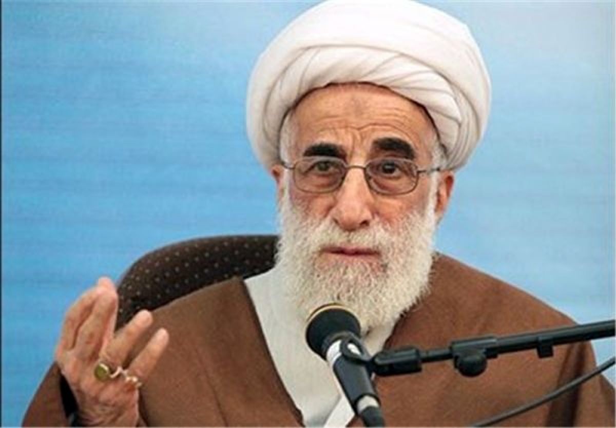 آيت الله جنتي: برجام مصداق تير زهرآگين بود