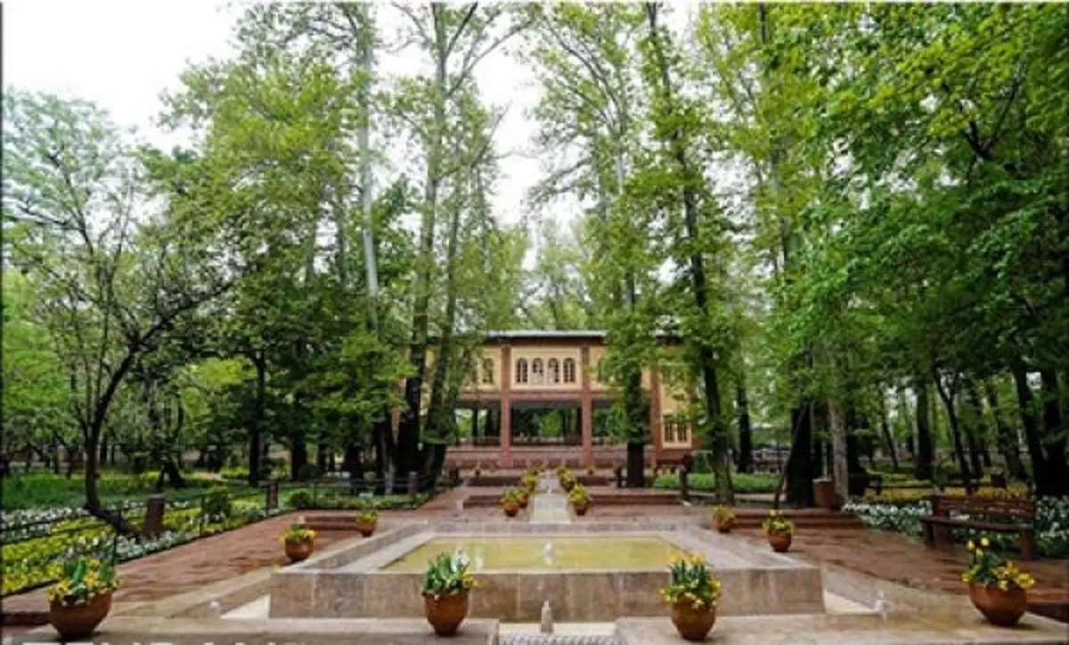 آشنایی با باغ های زیبای تهران