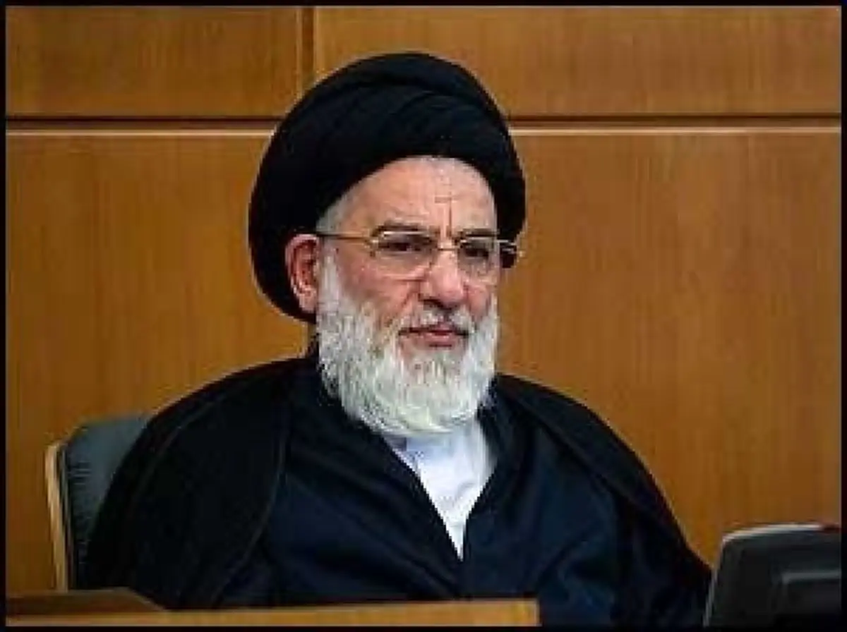 رئيس جديد مجمع تشخيص در مراسم تشييع شهيد حججي+عكس