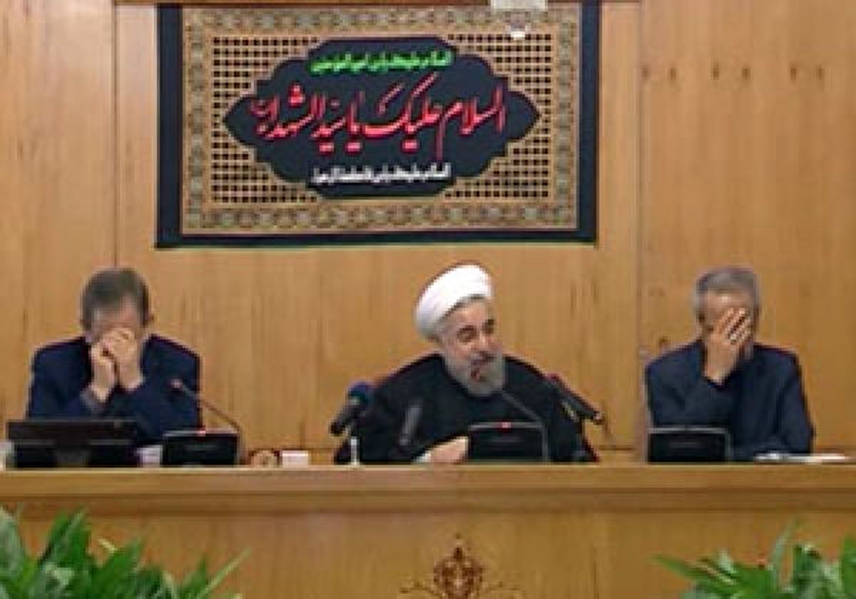 فیلم/ روضه خوانی روحانی و احمدی نژاد در ایام محرم