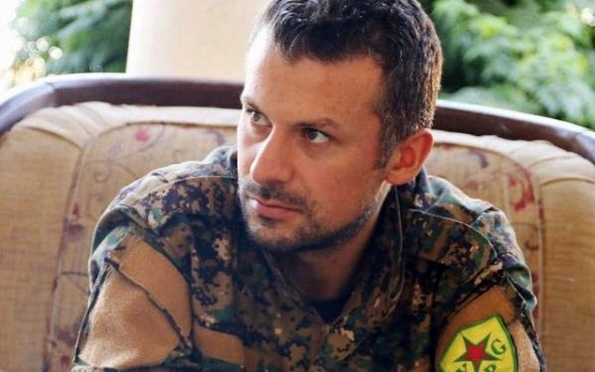 یک مستند ساز بدست داعش کشته شد