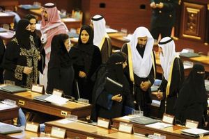 سنت شکنی های سعودی درباره زنان / فتوای بانوان عربستانی آزاد شد