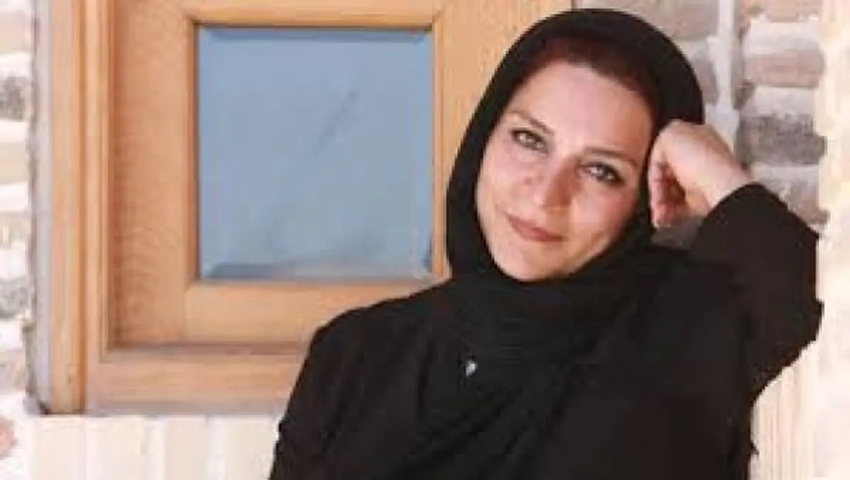 تهمینه میلانی: در پشت بام خوابگاه آش می خوردیم