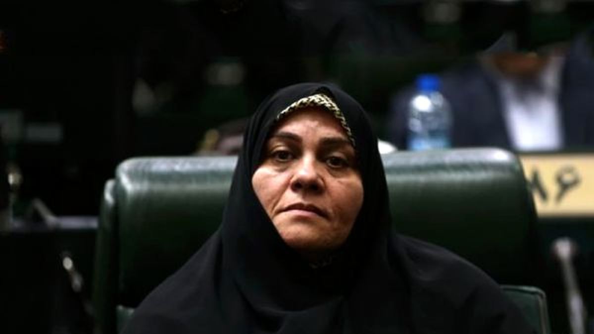 عضو هیات رئیسه فراکسیون امید: قرار بازداشت ساسان آقایی روزنامهنگار تبدیل به وثیقه یا کفالت شود