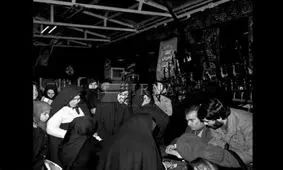 برشی از تاریخ/ چگونه امام خمینی قبول کردند روحانیون کاندیدای ریاست‌جمهوری شوند؟