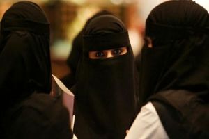 با وجود اصلاحات گسترده هئوز زنان عربستان به نام خودشان صدا زده نمی‌شوند!