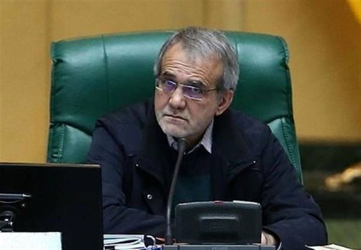 پزشکیان به محدودیتهای جدید برای محمد خاتمی واکنش نشان داد