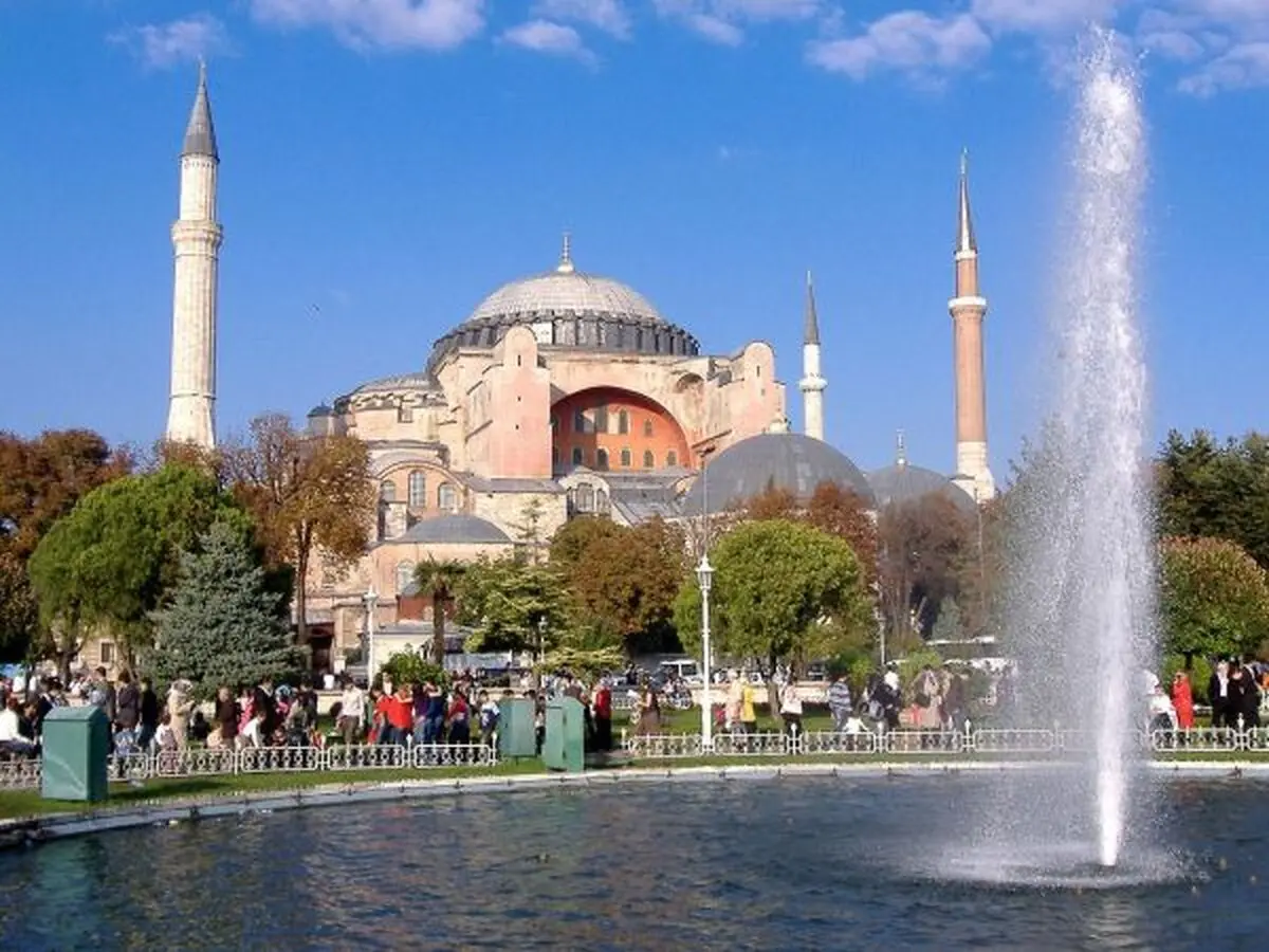 رتبه دوم ایران در سفر به استانبول
