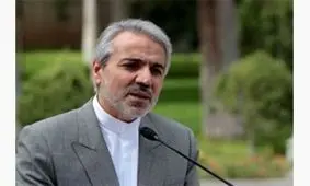 دلار ۵ هزار تومانی مورد قبول دولت نیست/از تضعیف پول ملی متضرر می‌شویم