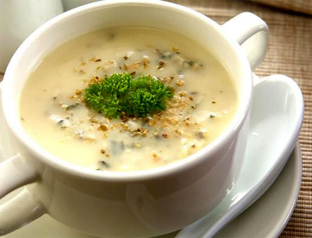 طرز تهیه سوپ قارچ و بروکلی مخصوص عصر های پاییزی