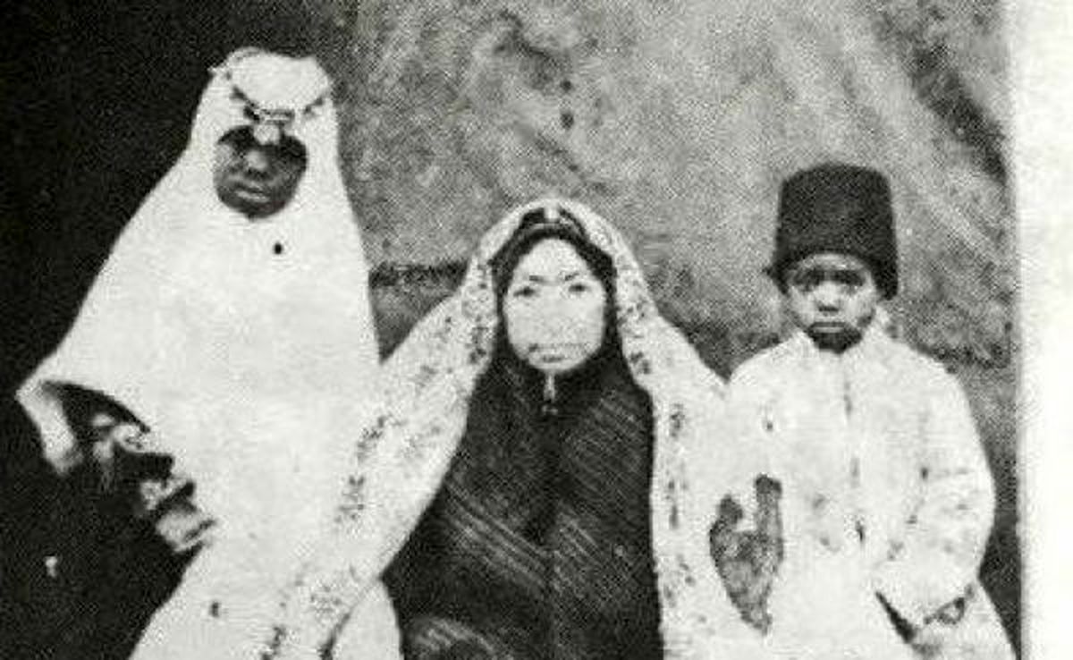 مادر ناصرالدین شاه + عکس