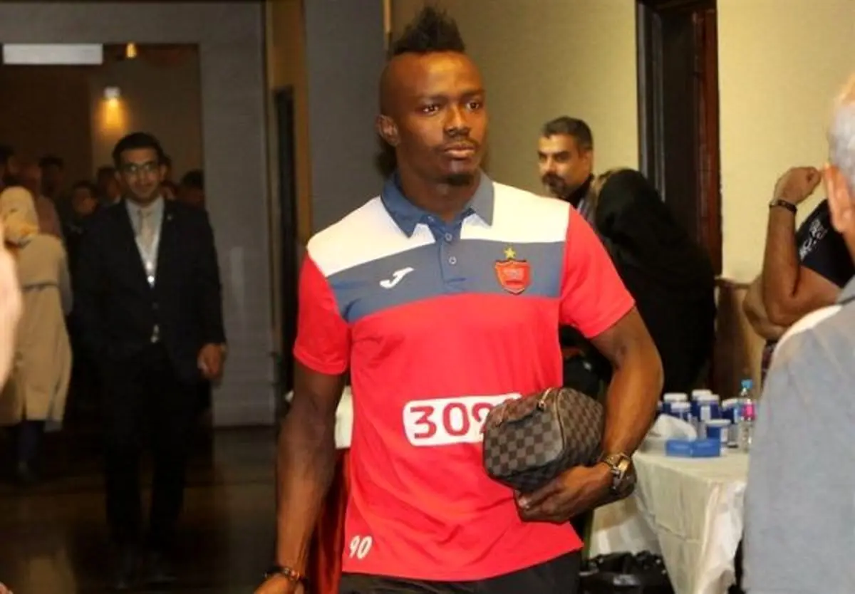 منشا: شایسته حضور در فینال بودیم/ در هر دو بازی داوری به ضرر ما بود