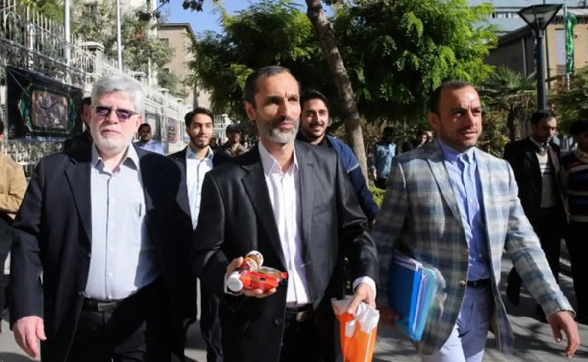 تکذیب دستگیری تعدادی از اطرافیان و همراهان حمید بقایی