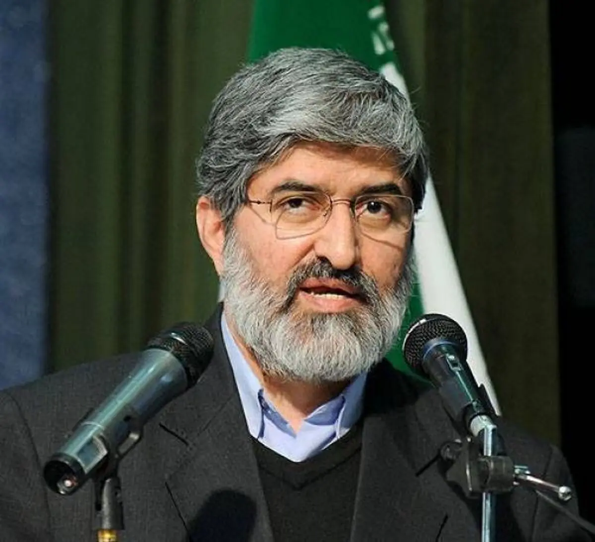 علی مطهری :بازگشت مجدد احمدی‎نژاد به سیاست بستگی به نظر جنتی دارد/رییسی مناسب ریاست جمهوری نبود/چیزی به نام حصر خانگی نداریم