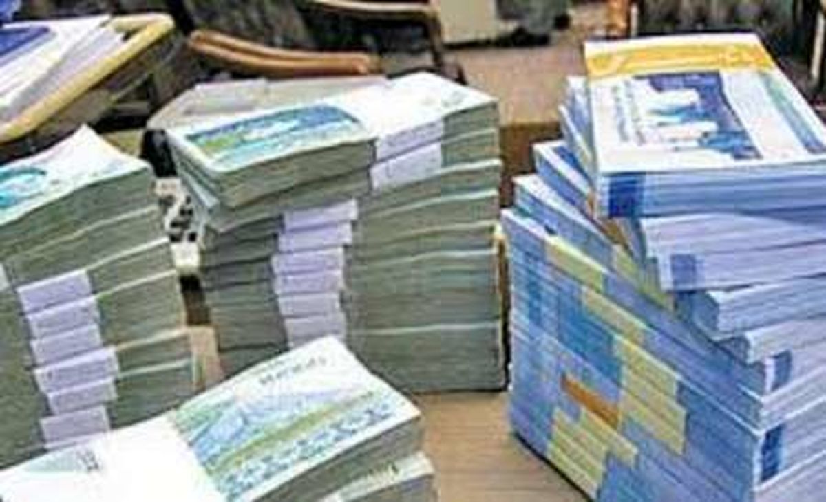 واکنش همزمان ۵ مجتهد و مرجع تقلید به «نظام بانکی ربوی»: گزینه‌های نظامی خدا روی میز است