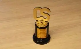 بیمه سرمد نشان عالی هفتمین اجلاس سراسری مدیریت مشتری‌مداری را دریافت کرد