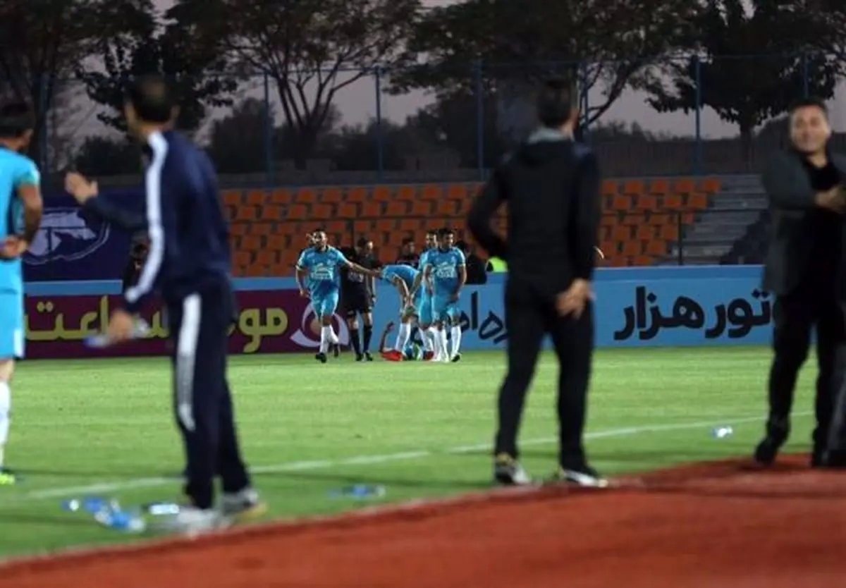 پیکان تخت گاز به صدر رسید