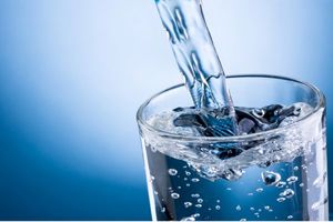 اینفوگرافی / توصیه های طب سنتی برای نوشیدن آب