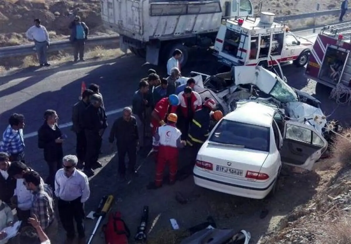 ۶ کشته و زخمی در تصادف جاده ای