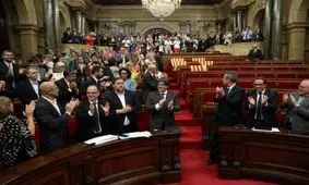 پارلمان کاتالونیا اعلام استقلال کرد