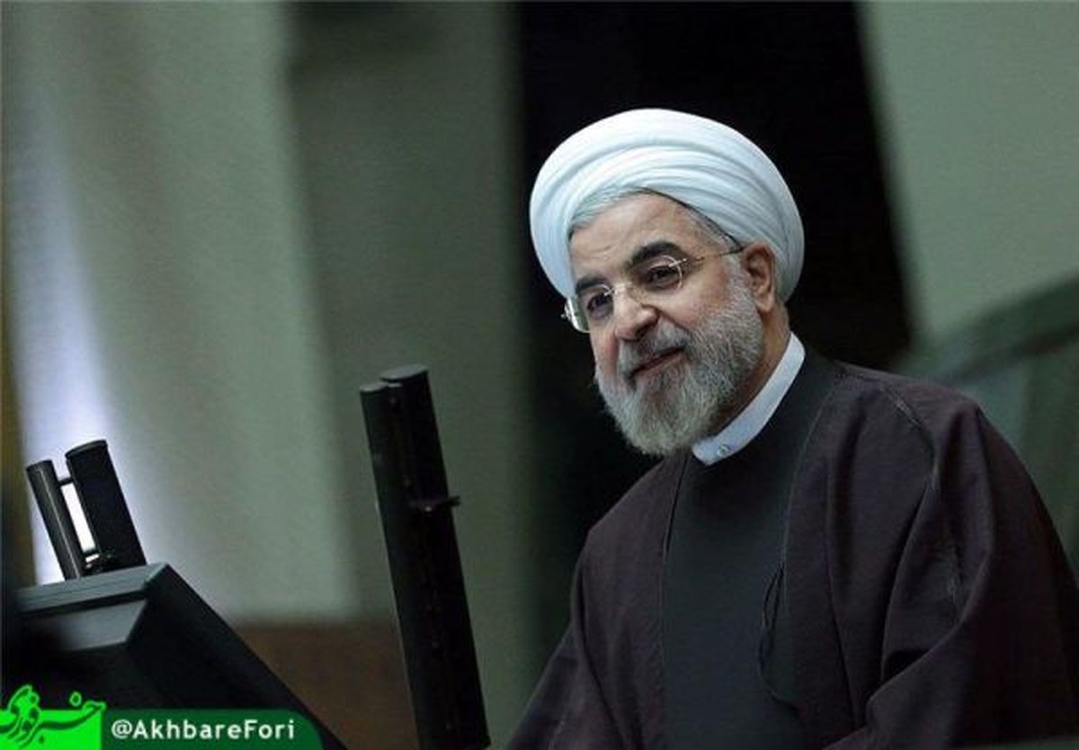 دولت در زمینه احترام به دانشجویان ذرهای کوتاه نمیآید/ به عهد خود پایبند هستیم