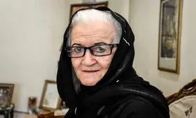 ملکه رنجبر قادر به راه رفتن نیست