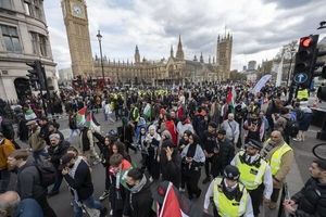 تظاهرات گستردۀ مردم لندن علیه رژیم صهیونیستی/ ویدئو