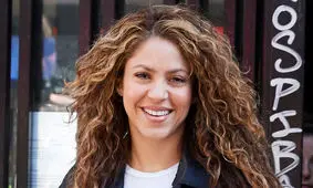 شکیرا می خواهد برای جلوگیری از دسترسی پدر و مادر جرارد پیکه در خانه اش دیوار بکشد!