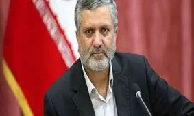 ممانعت از ورود  خبرنگاران خوزستانی به جلسه و نشست خبری معاون اجرایی رئیس جمهور در آبادان/ ویدئو