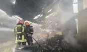 نجات ۱۰ شهروند مشهدی از مجاورت آتش‌سوزی انبار ضایعات

